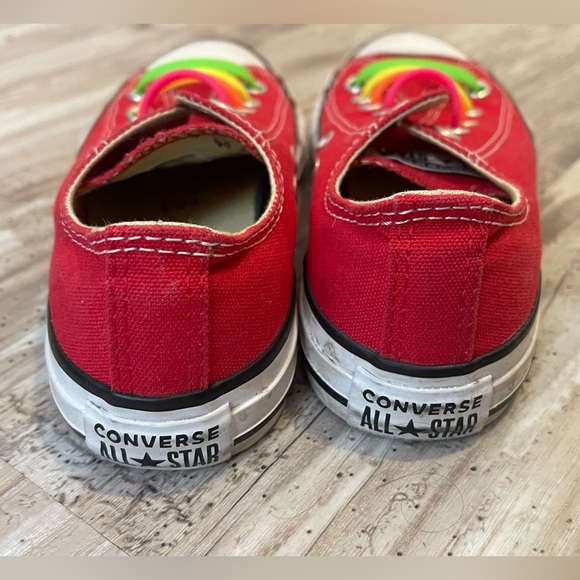 Boys Size 1 - Red Converse with rainbow stretchy shoe laces. Makes them slip on! - Picture 4 of 5